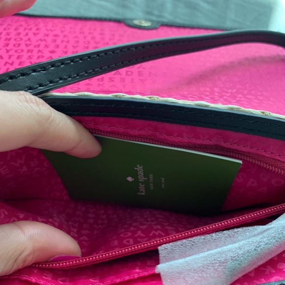 Kate spade purse - Picture 3 of 3